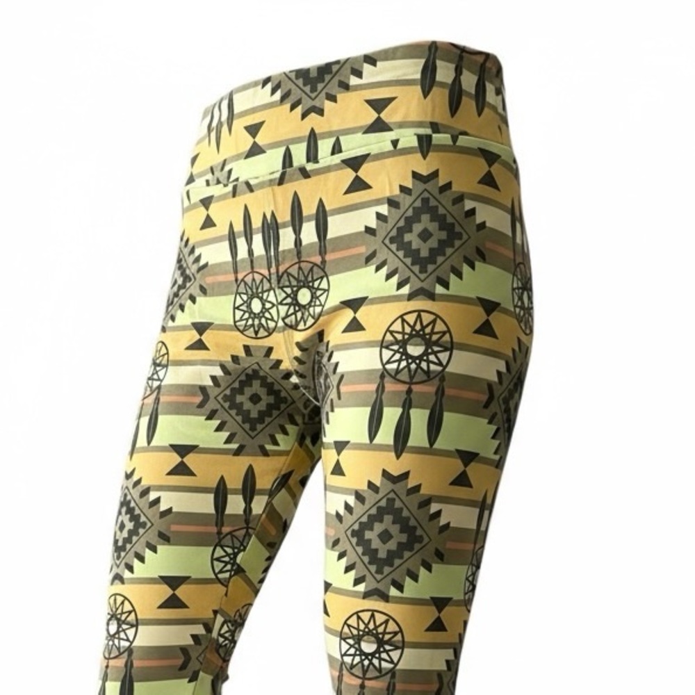 LuLaRoe Buttery Soft Leggings • Desert Sage Dream Catcher Print